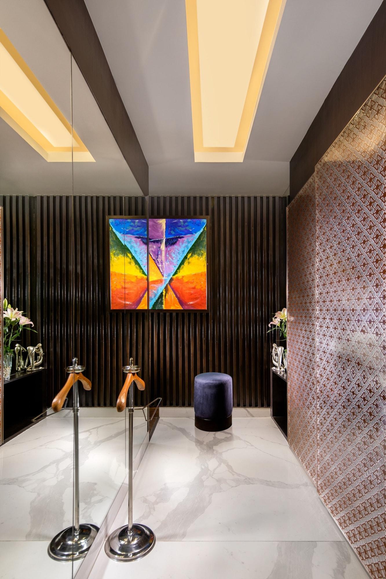 Sandal Suites By Lemon Tree Hotels Noida Exterior foto