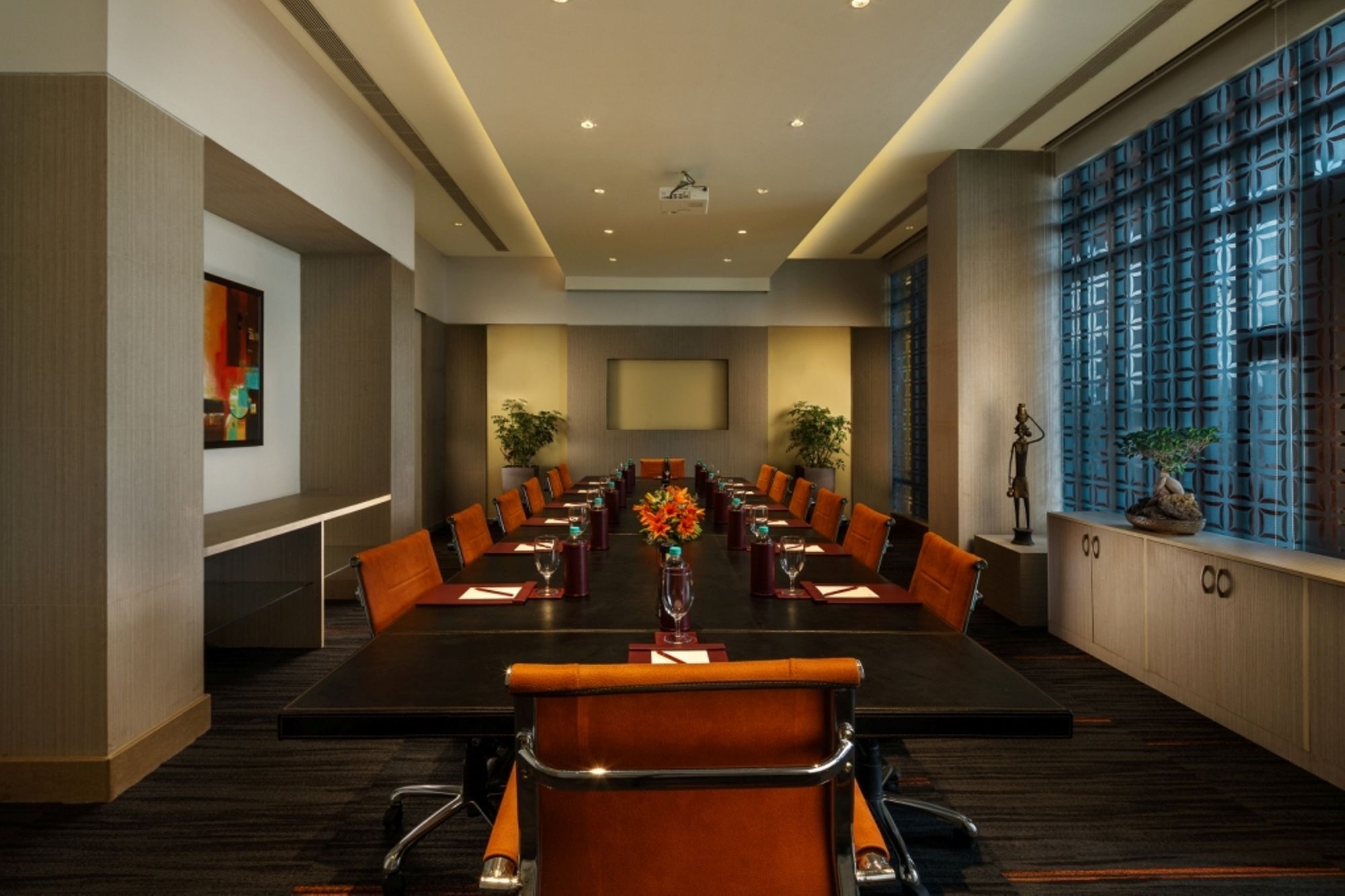 Sandal Suites By Lemon Tree Hotels Noida Exterior foto