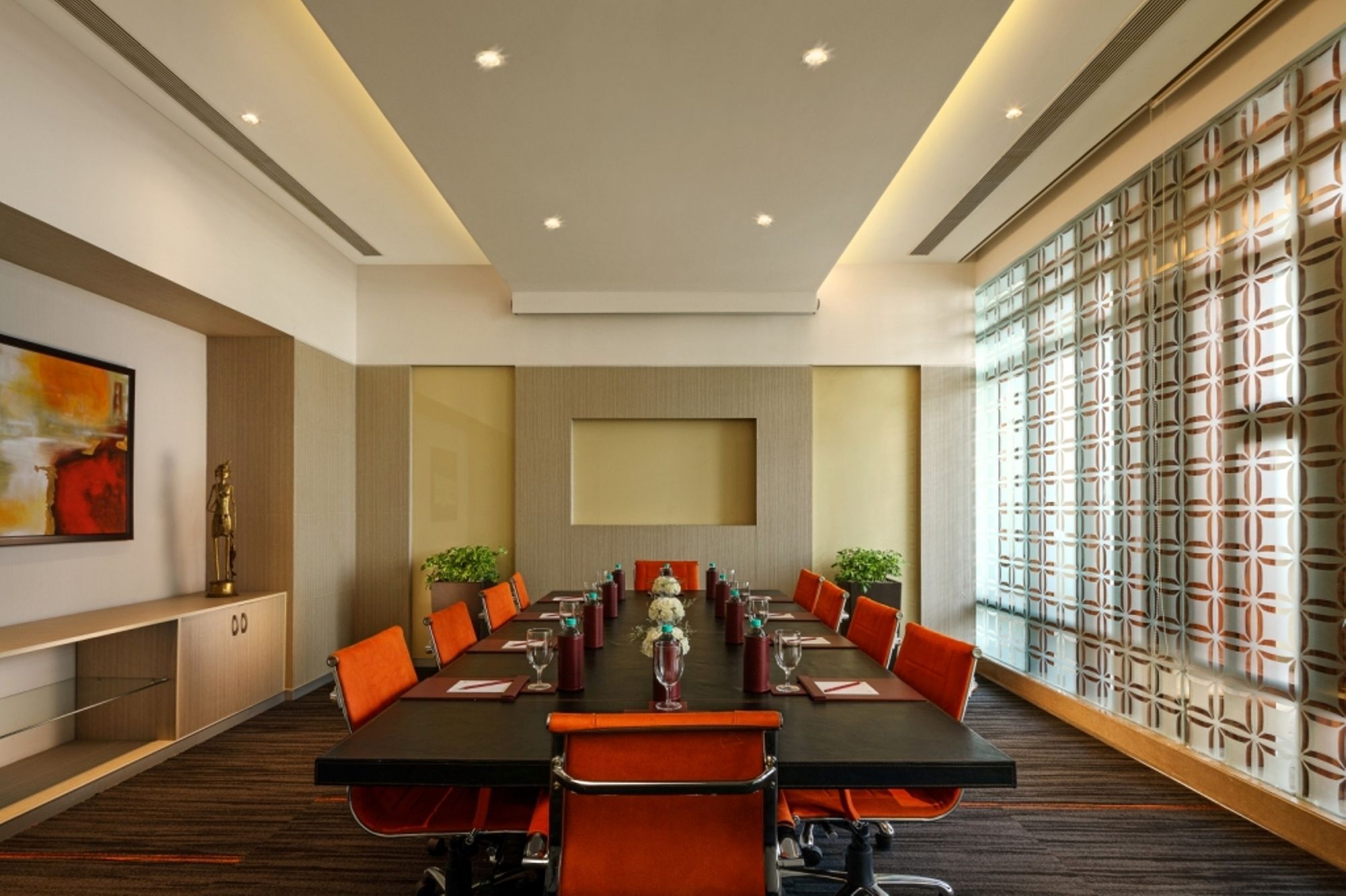 Sandal Suites By Lemon Tree Hotels Noida Exterior foto